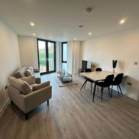 Stylish Central York Apartment Free Parking & Gym Luaran gambar
