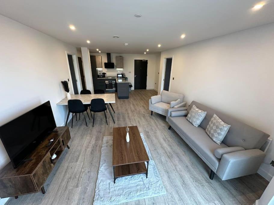 Stylish Central York Apartment Free Parking & Gym Luaran gambar