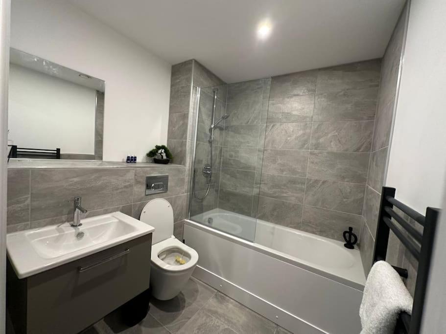 Stylish Central York Apartment Free Parking & Gym Luaran gambar