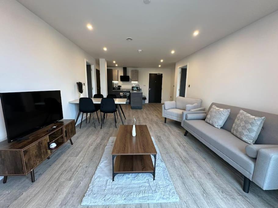 Stylish Central York Apartment Free Parking & Gym Luaran gambar